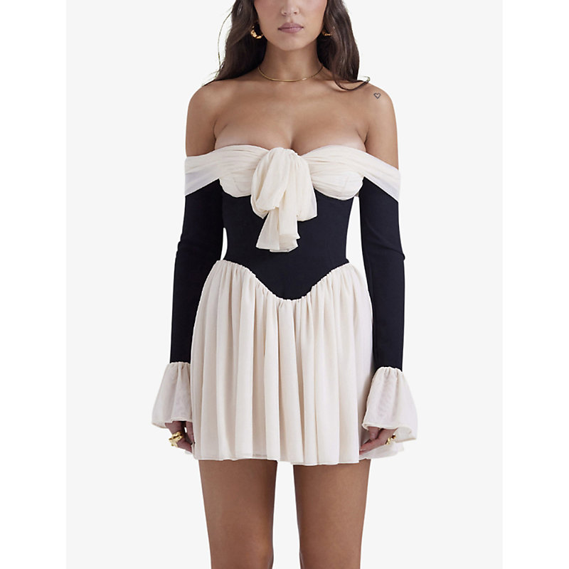 Womens Black And Cream Alana Off-the-shoulder Stretch-woven Mini Dress