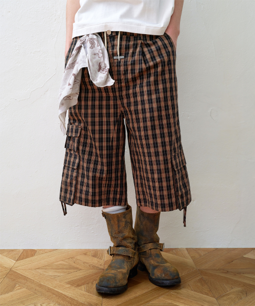 LAYERED CHECK CARGO SHORTS BROWN