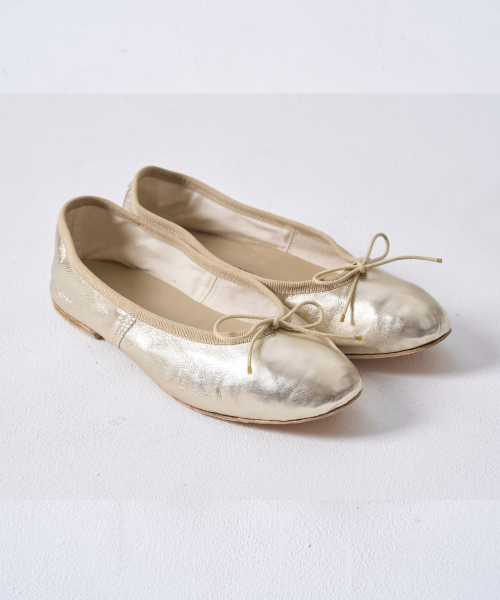 Leather Flat _ Gold Color