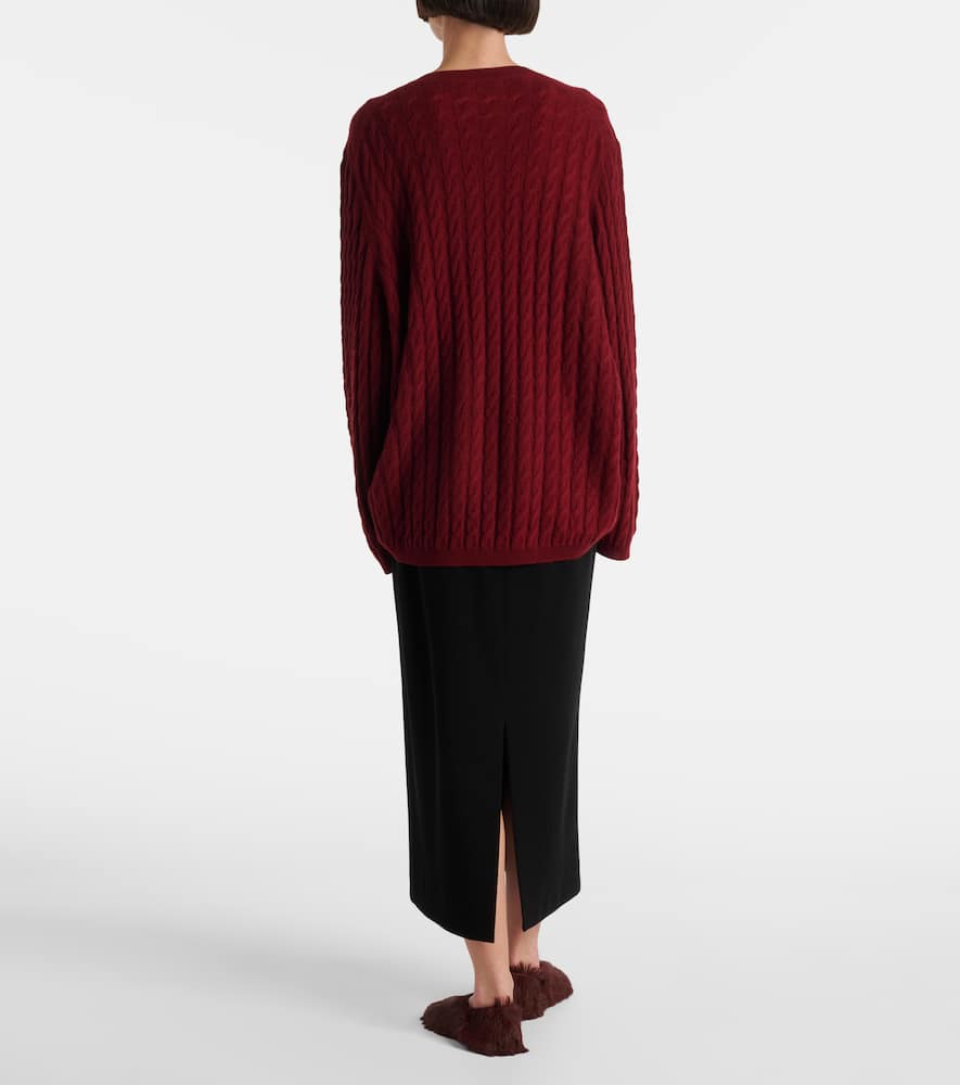 Wool and cashmere sweater