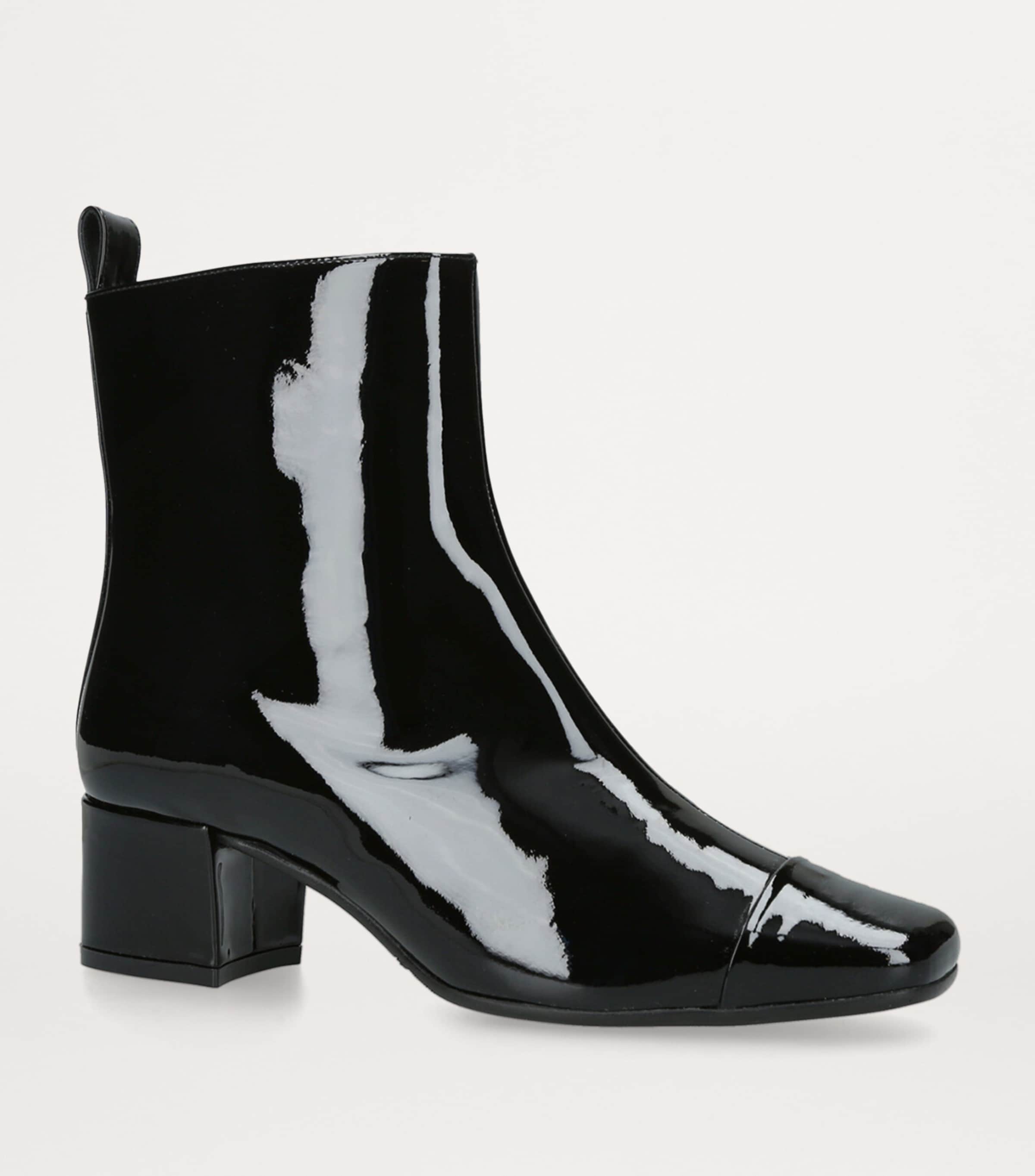 Leather Estime Ankle Boots 40