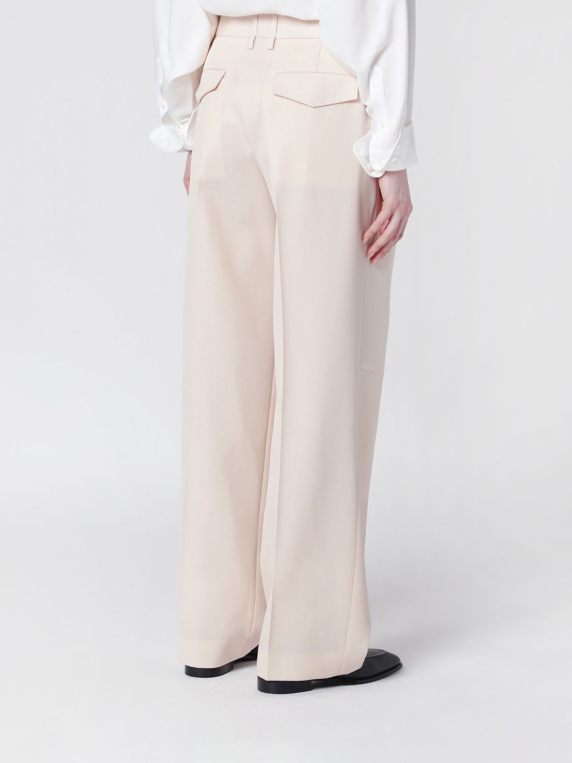 Relaxed Pleated Pants