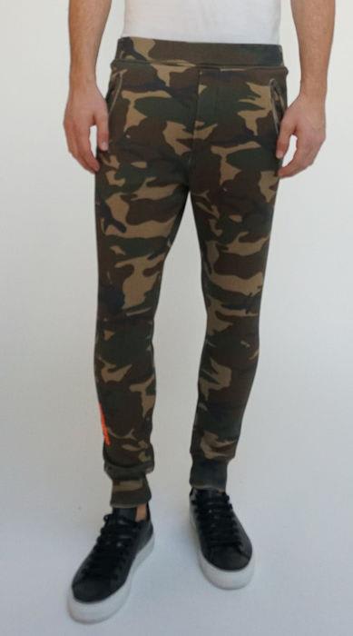 Camouflage print ICON joggers