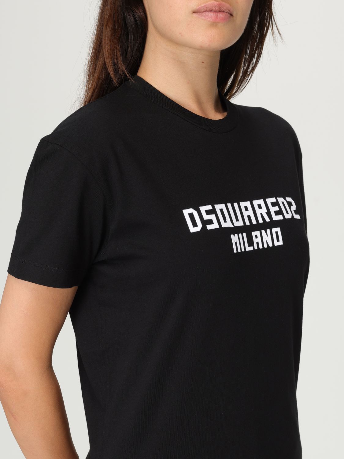 T-Shirt Woman color Black