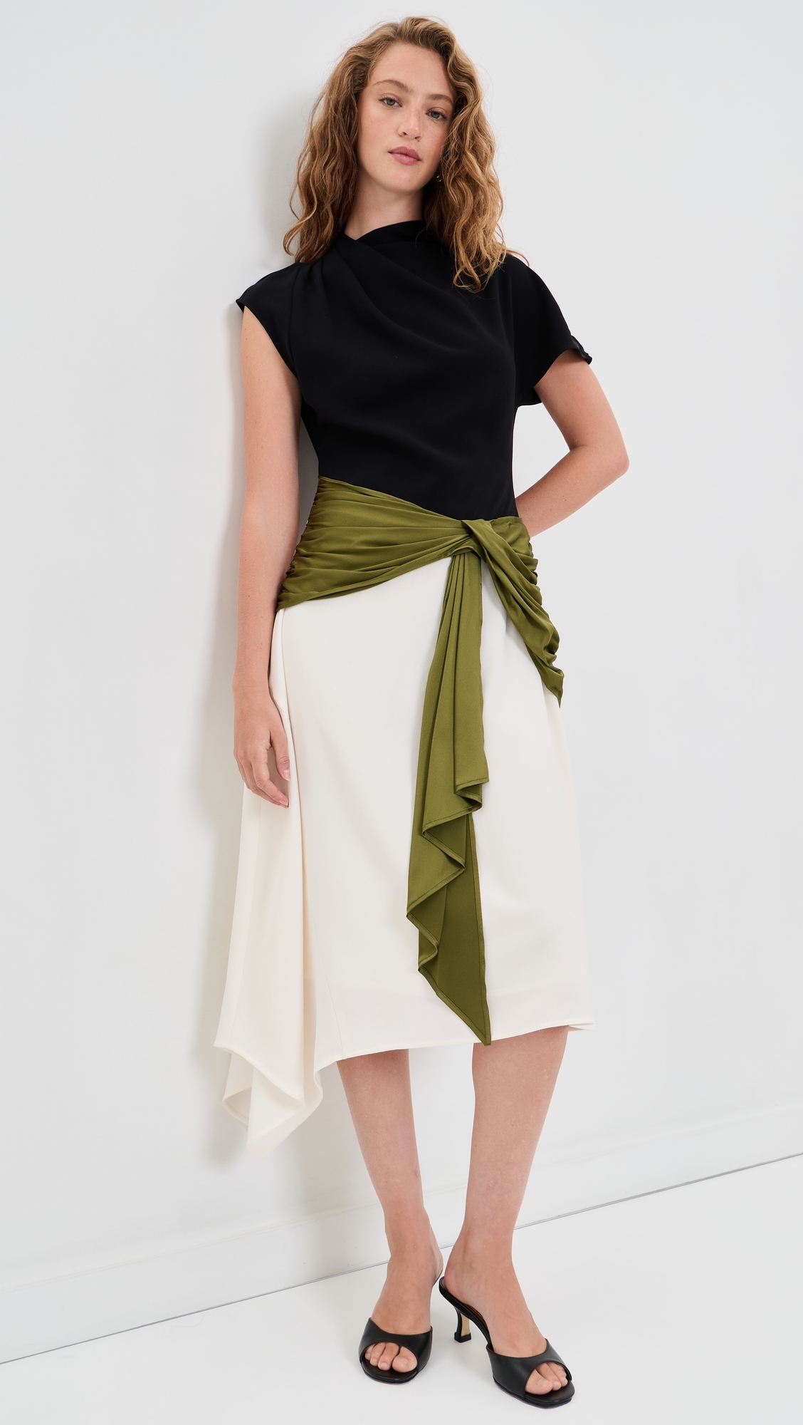Davina Dress Black/Pear Multi