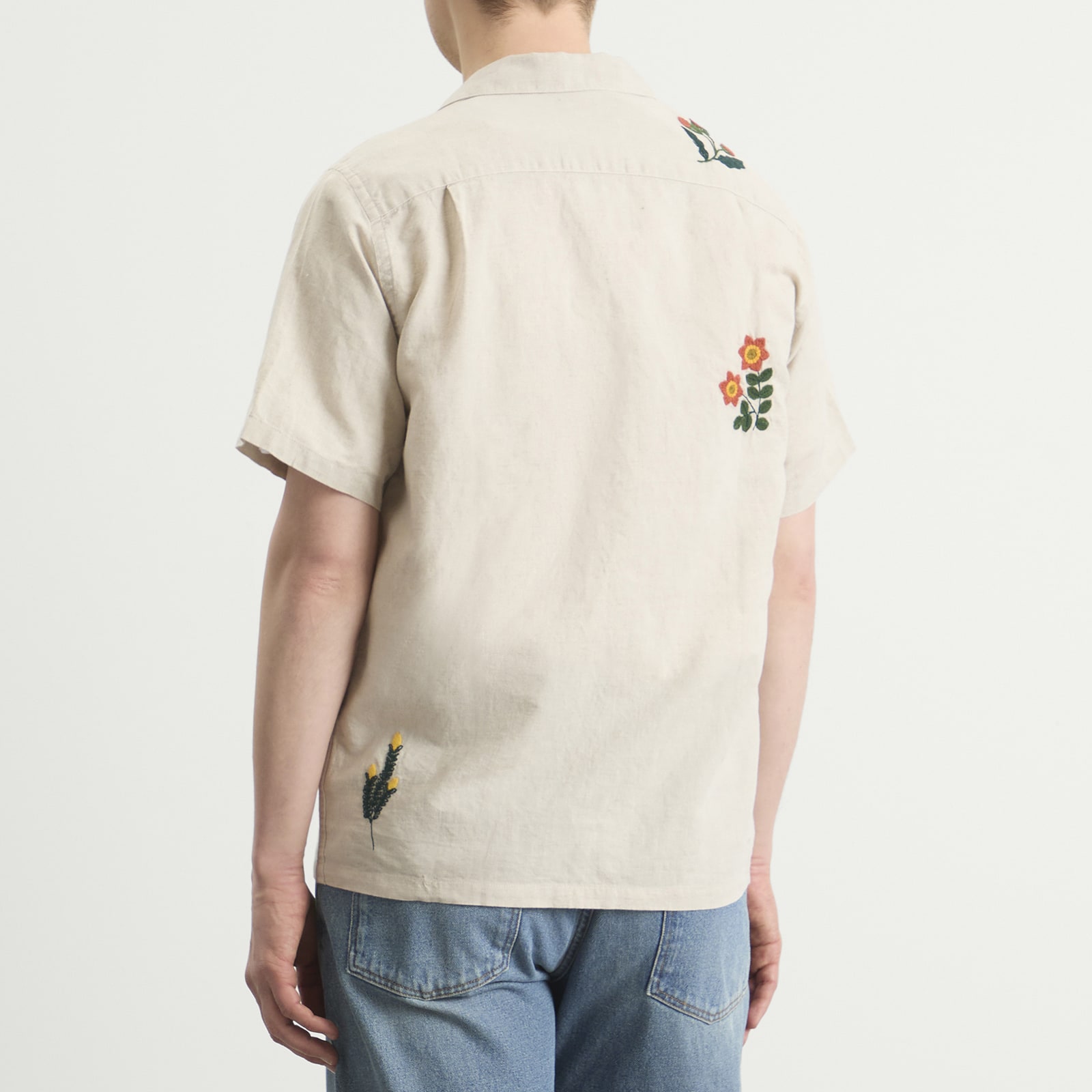 Men's Spring Embroidery Vacation Shirt in Natural