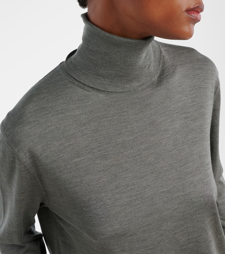 Liwen silk turtleneck top