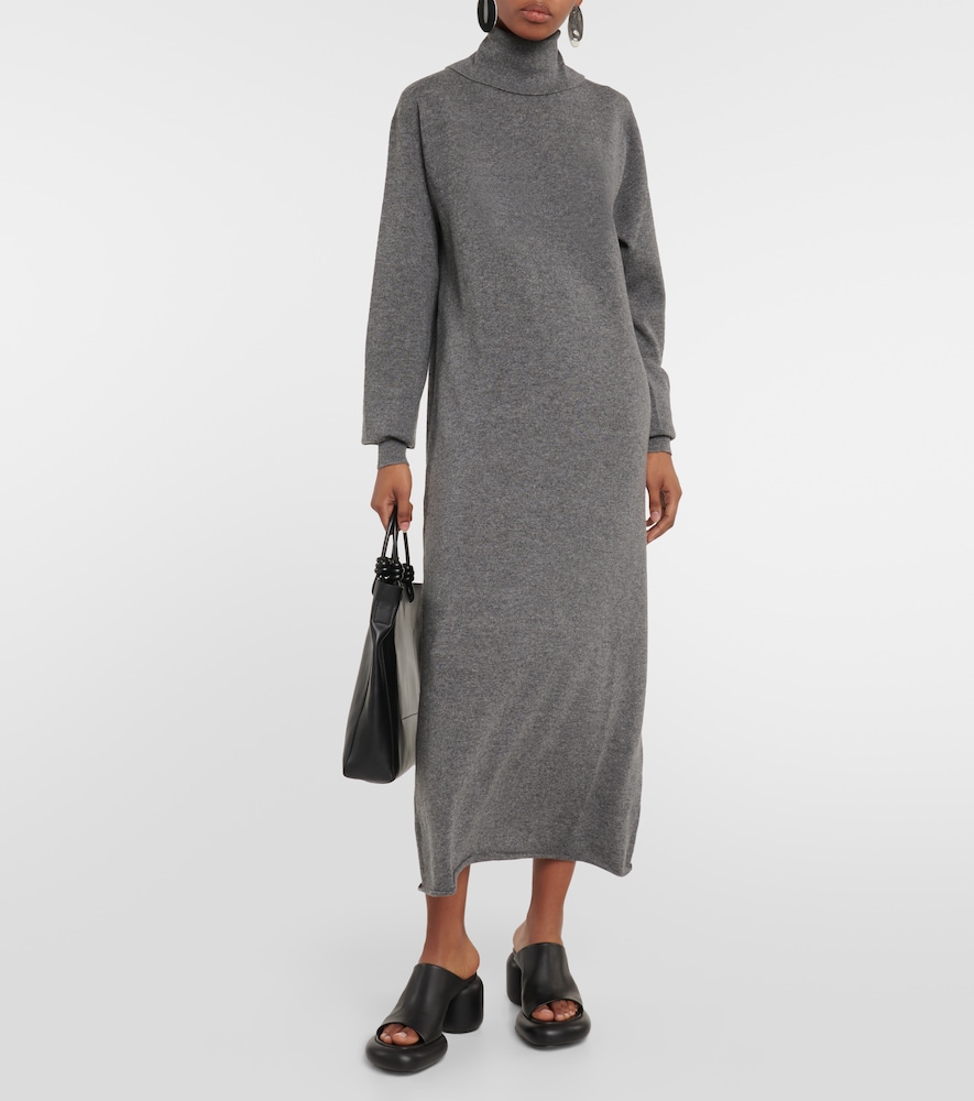 Cashmere turtleneck midi dress