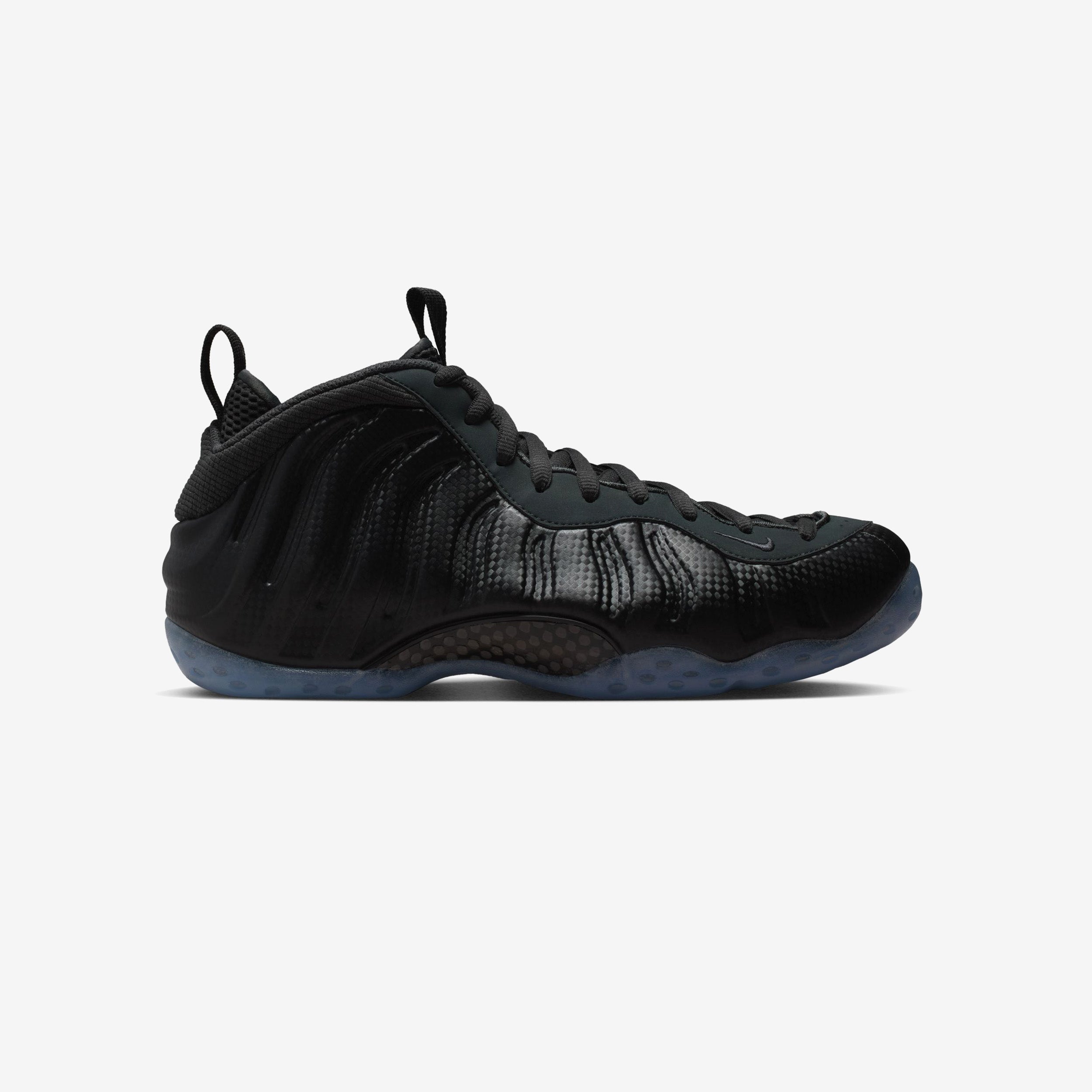 Nike Air Foamposite One - BLACK/BLACK-BLACK-DK SMOKE GREY - unisex