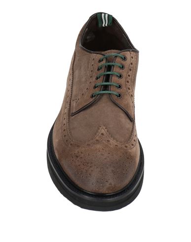 Man Lace