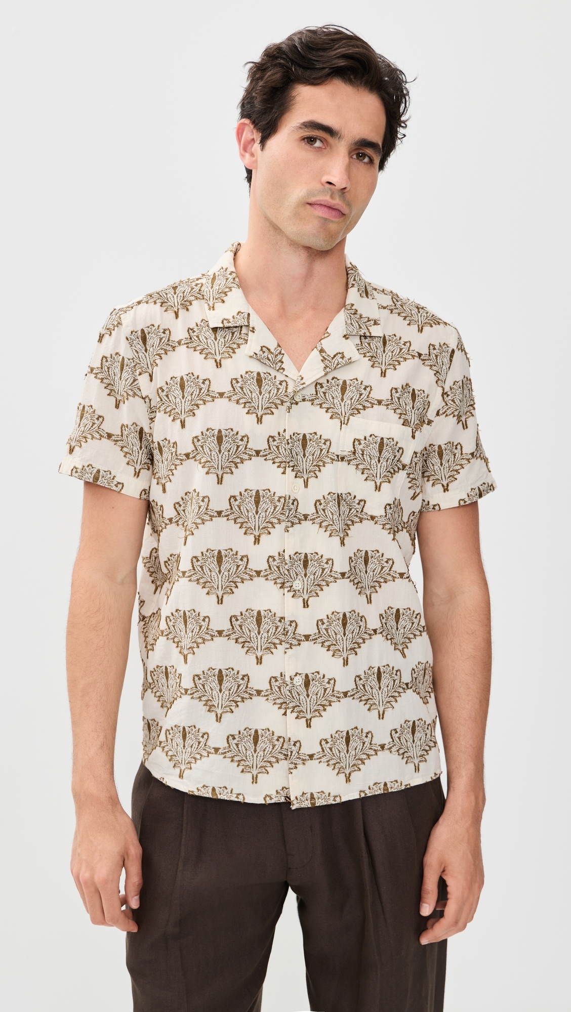 Short Sleeve Botanical Jacquard Camp Shirt Tinted White/Olive