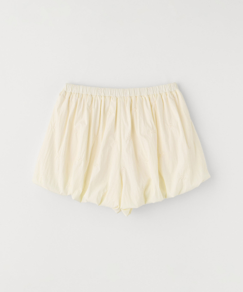 RIBBON EMBROIDERED BALLOON SHORTS_CREAM
