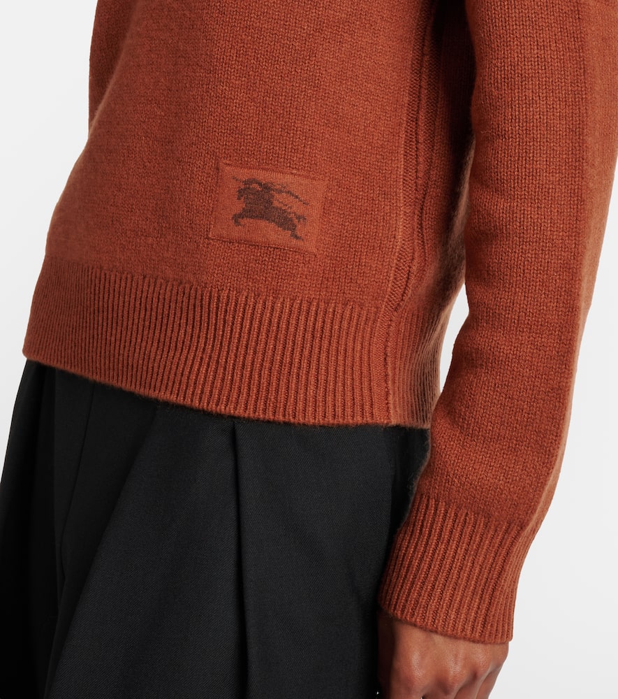 Cashmere sweater
