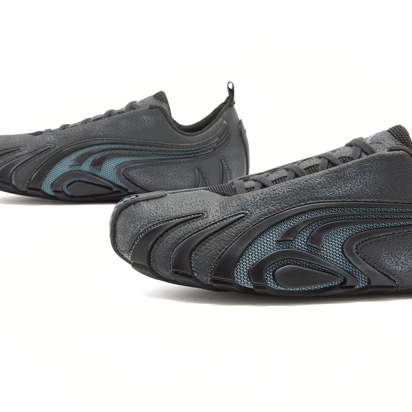 Men's Talon Wabi-Sabi Sneaker in Gray Skies/Black