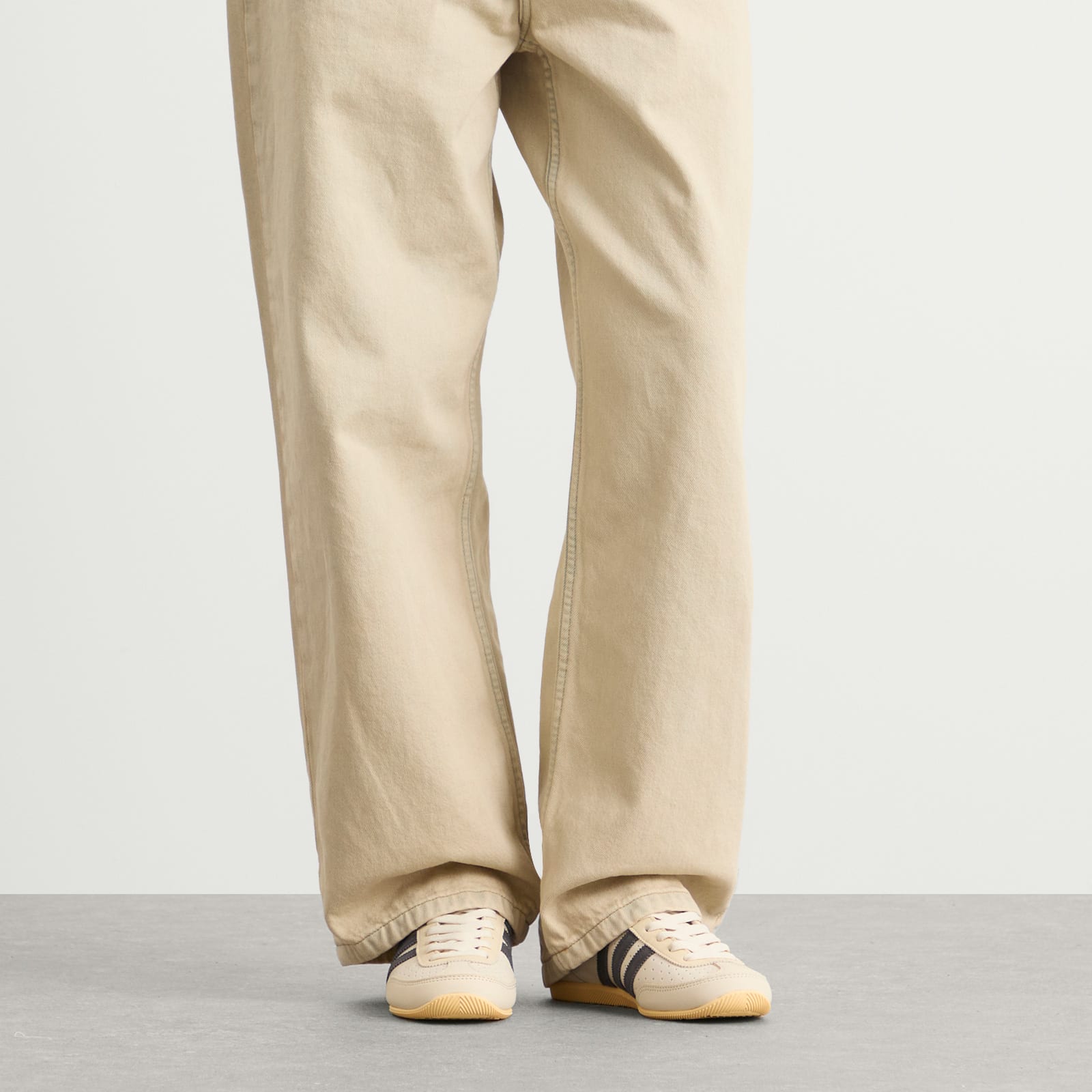 Women's Japan Decon Sneakers Cream White/Utility Black/Orange Tint
