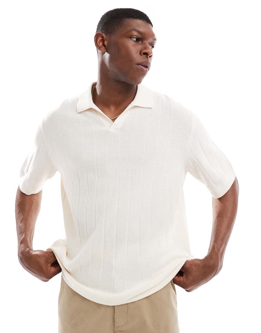 Jack & Jones open neck polo in rib in cream-White