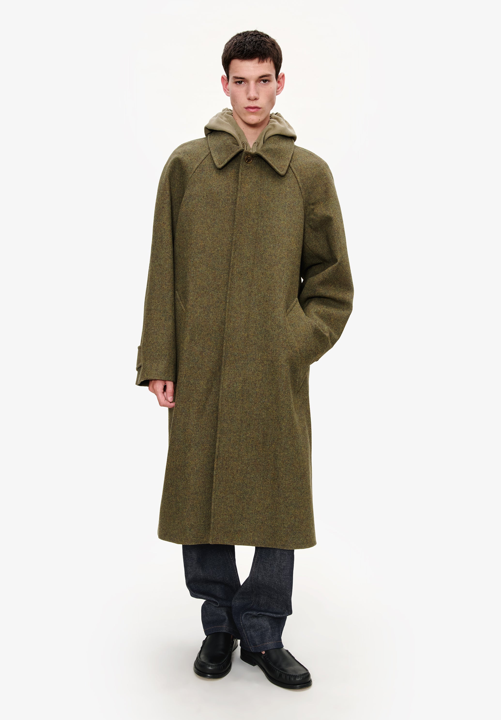 A. P.C. Men's Raglan sleeve coat Size: Extra Small in Heather green