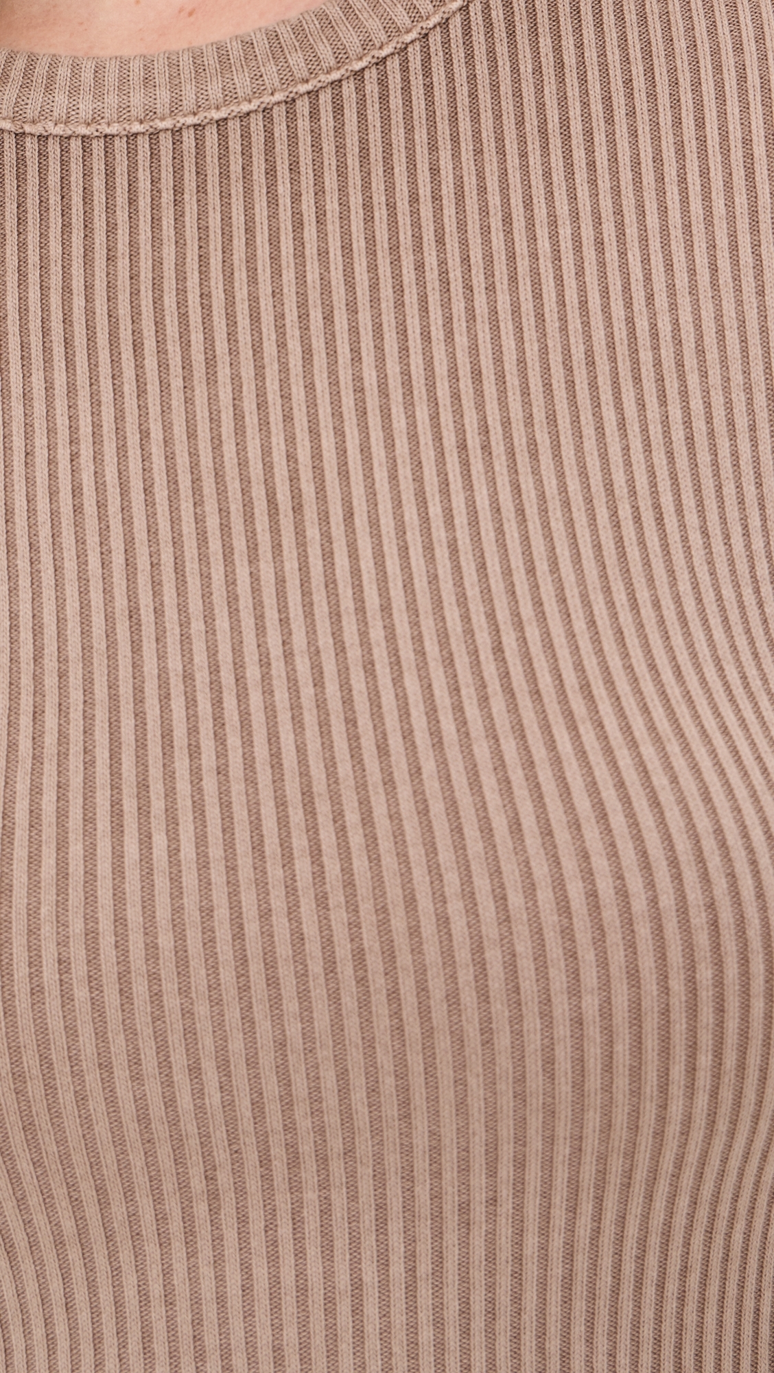 Bina Crewneck Sandatlas