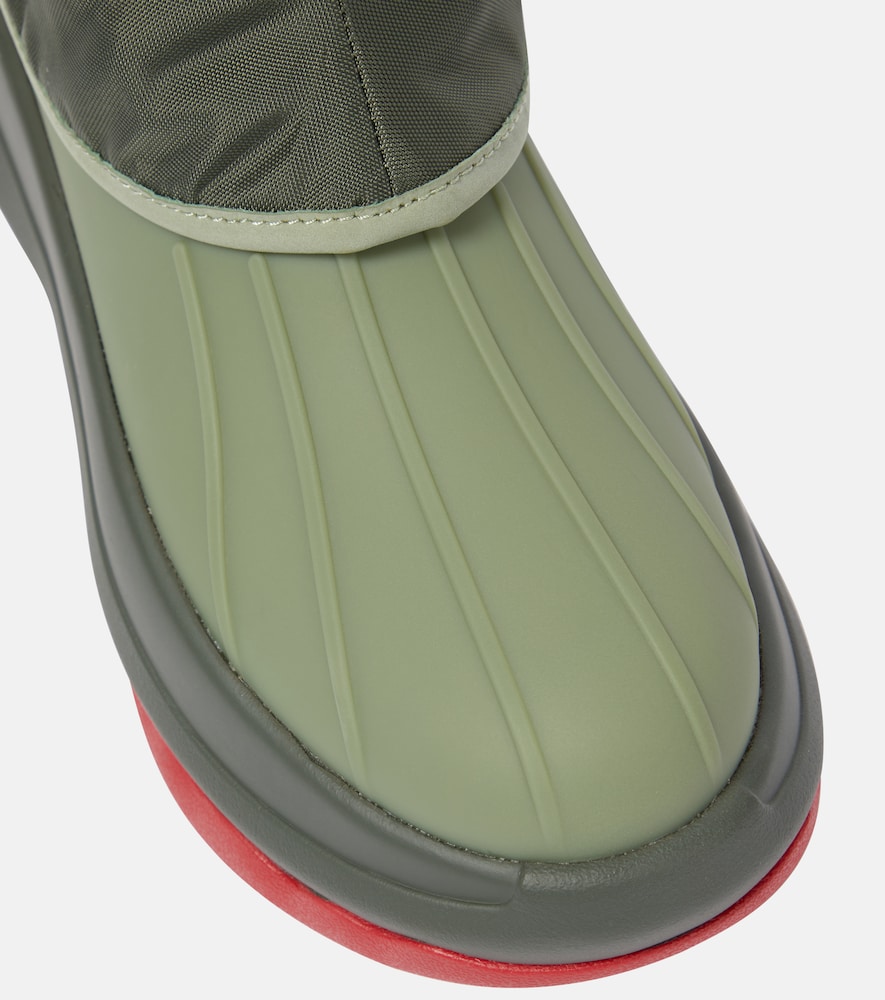 X Hunter rain boots