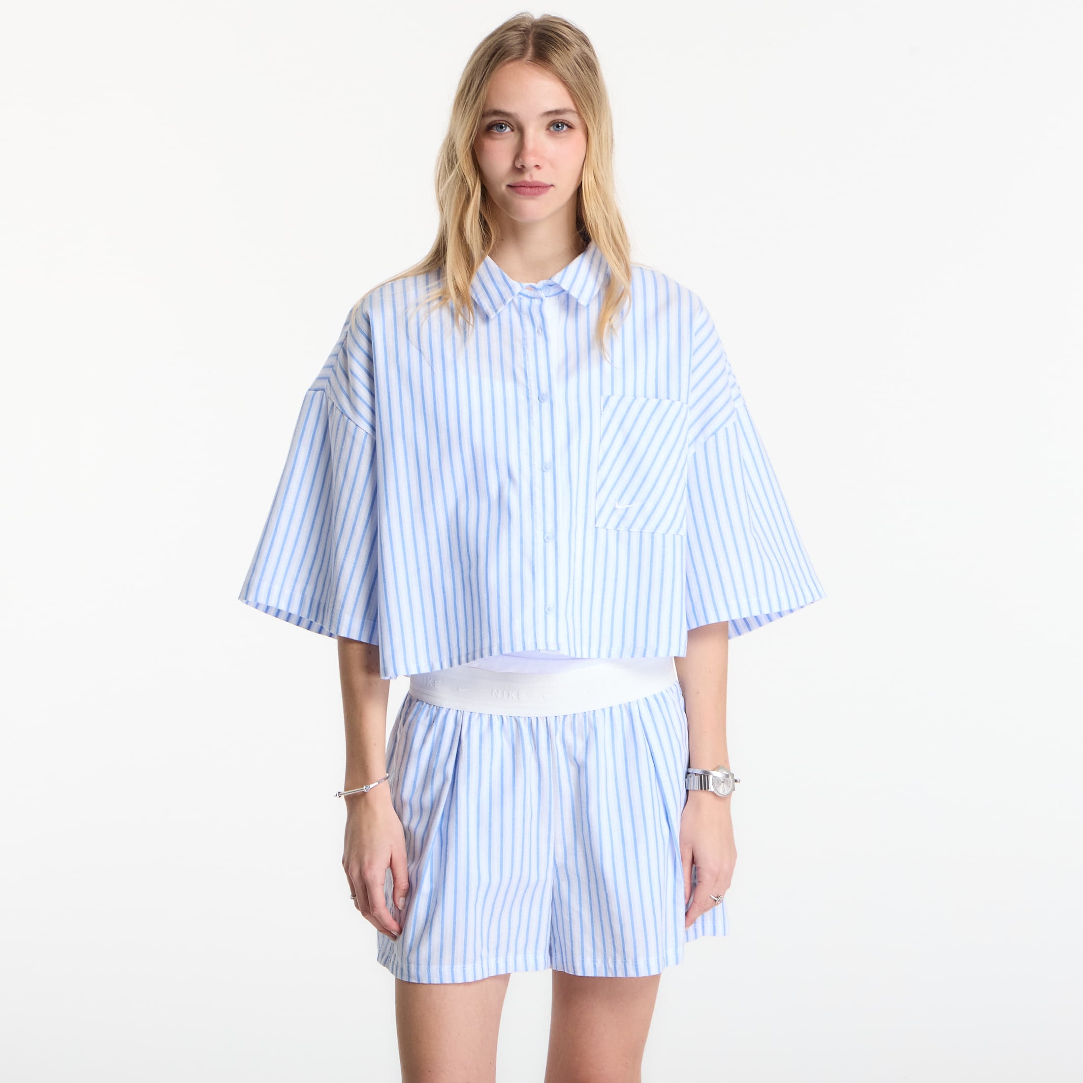 Shirt Nike Sportswear Chill Poplin Women's Oversized Short-Sleeve Top Lt Photo Blue/ Hydrogen Blue/ Summit White