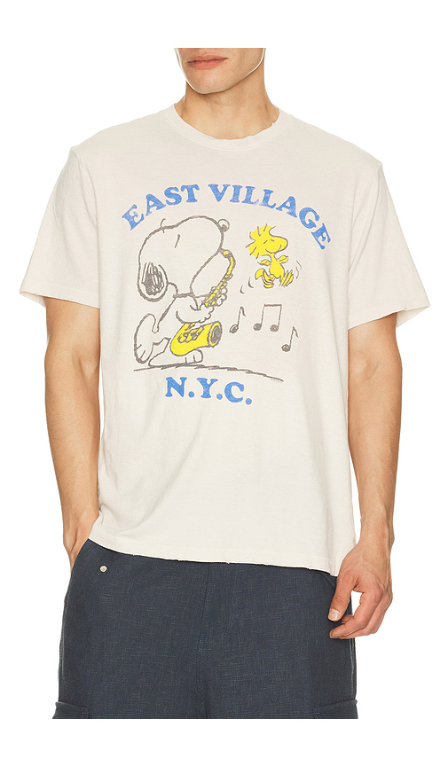 Junk Food Snoopy East Village Tee in Cream. - L also in M, S, XL/1X