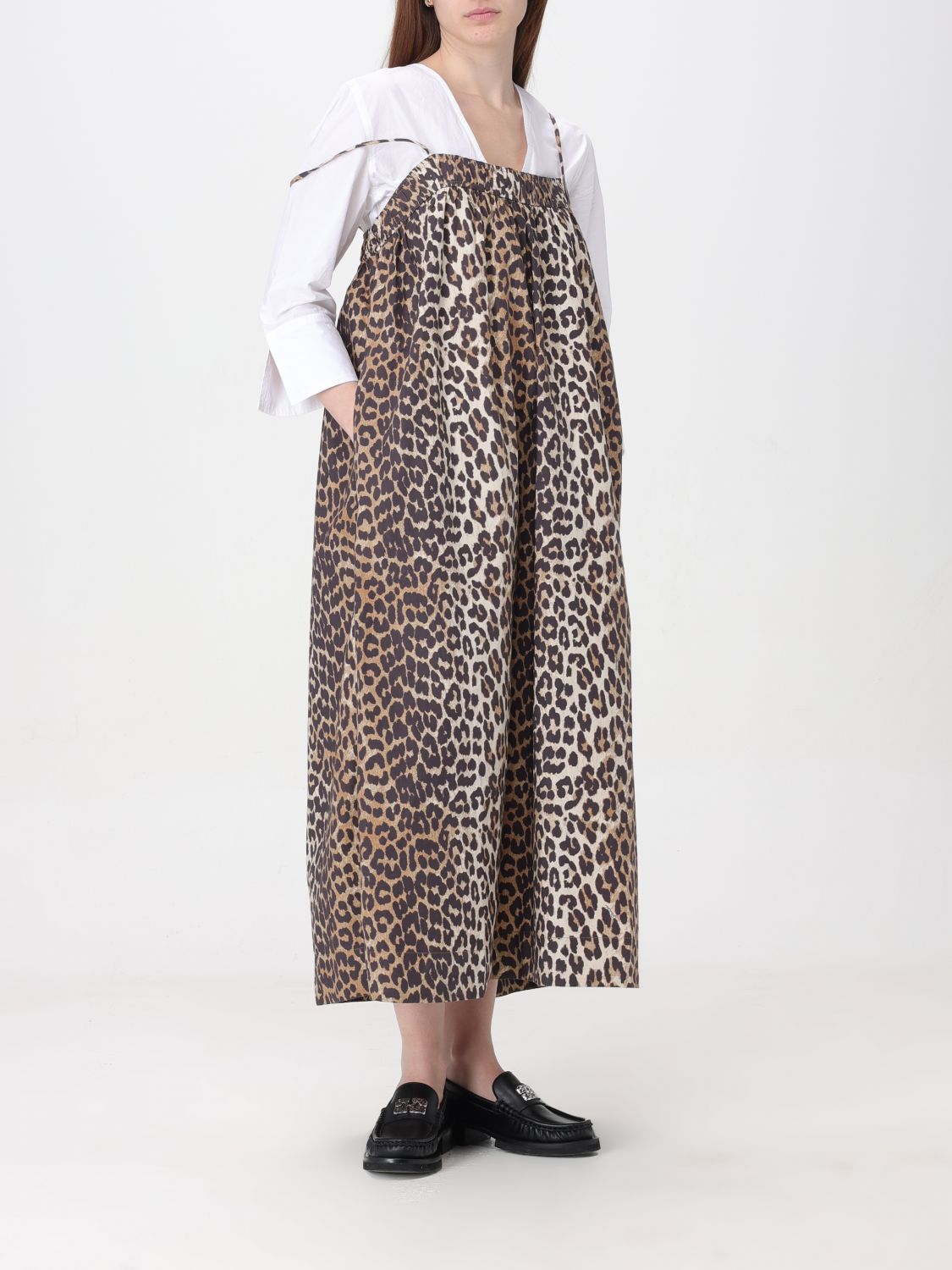 Dress Woman color White