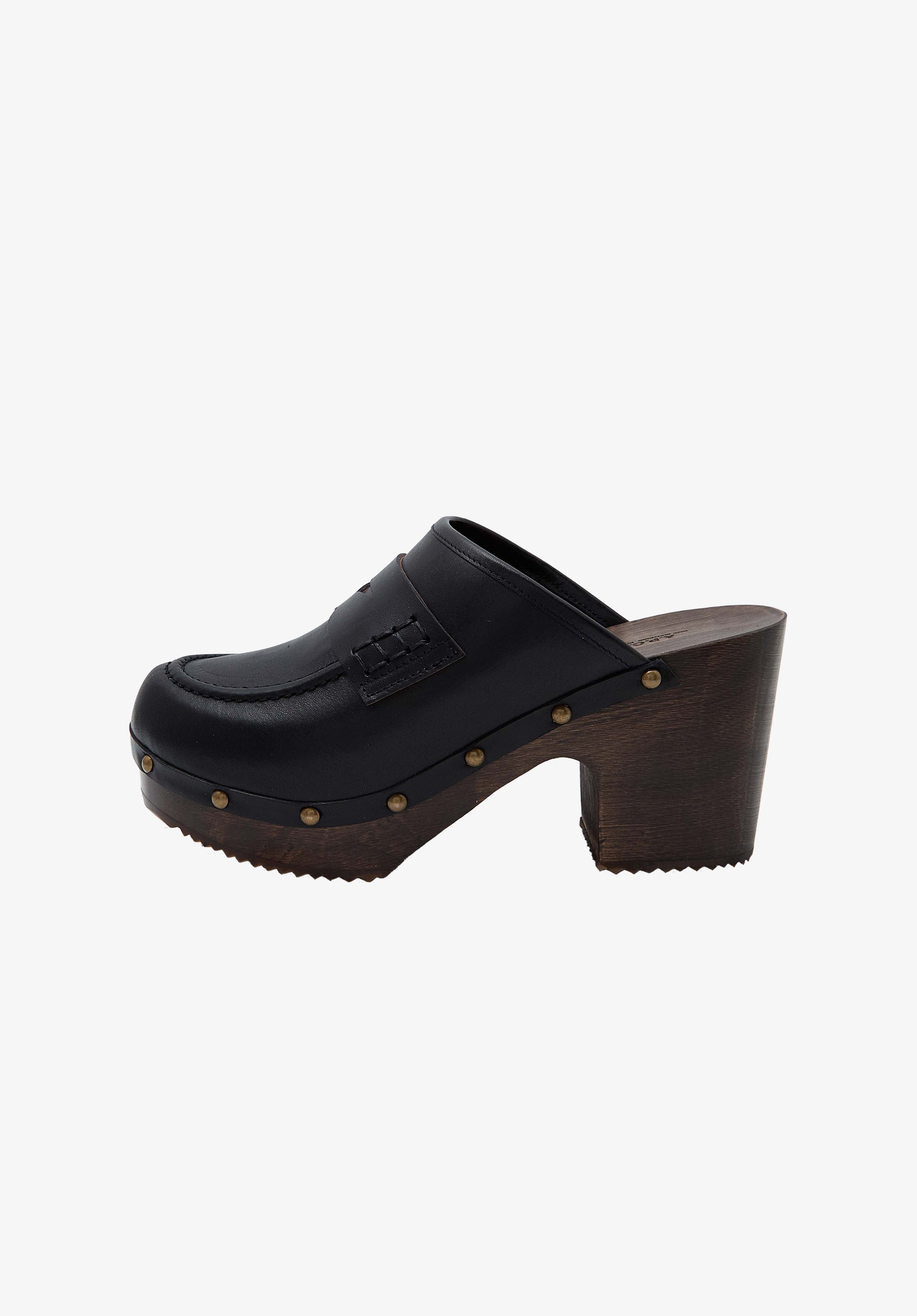 A. P.C. Women's Les Sabots Size: EU35-W5 in Black