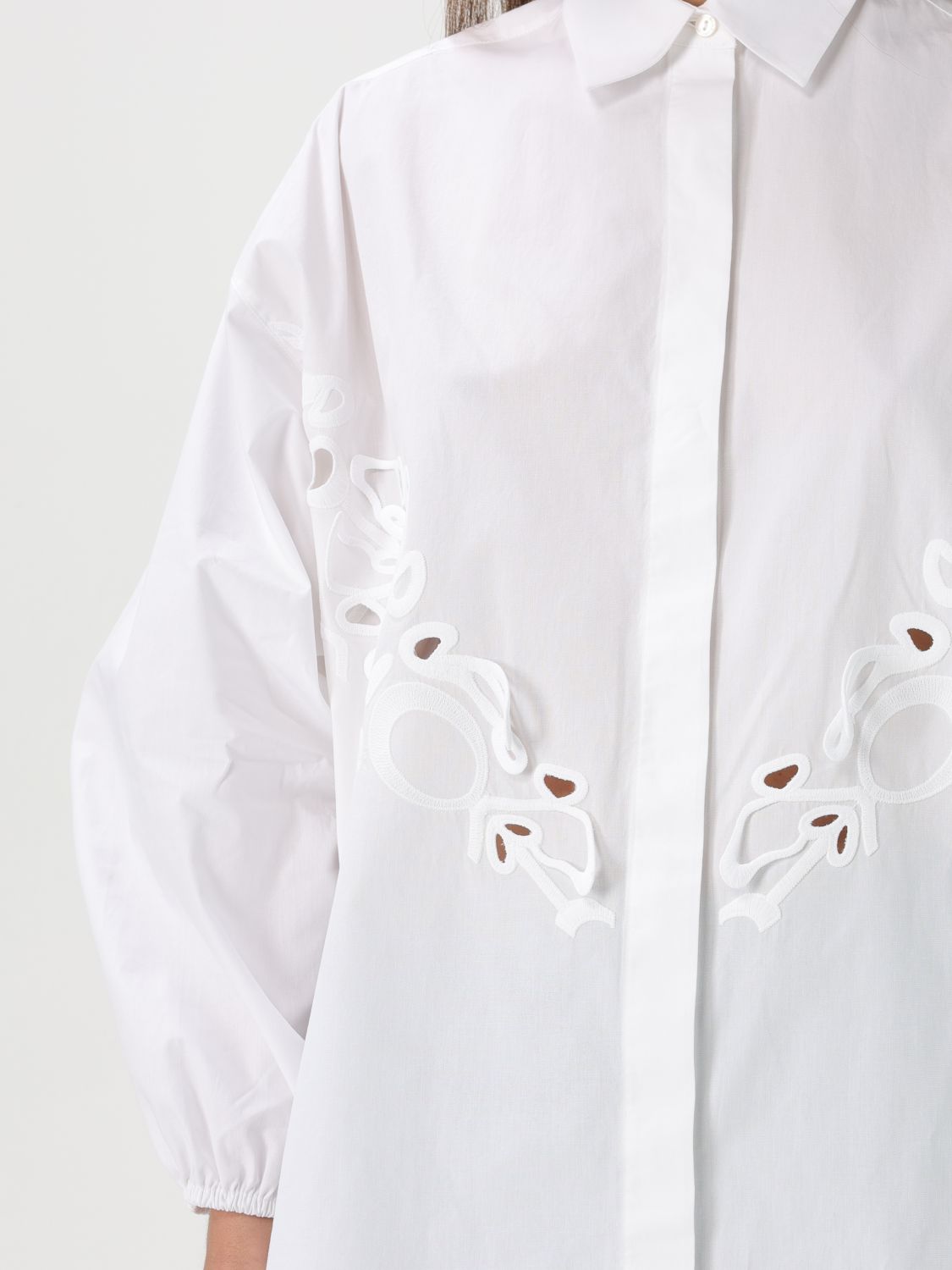 Dress Woman color White