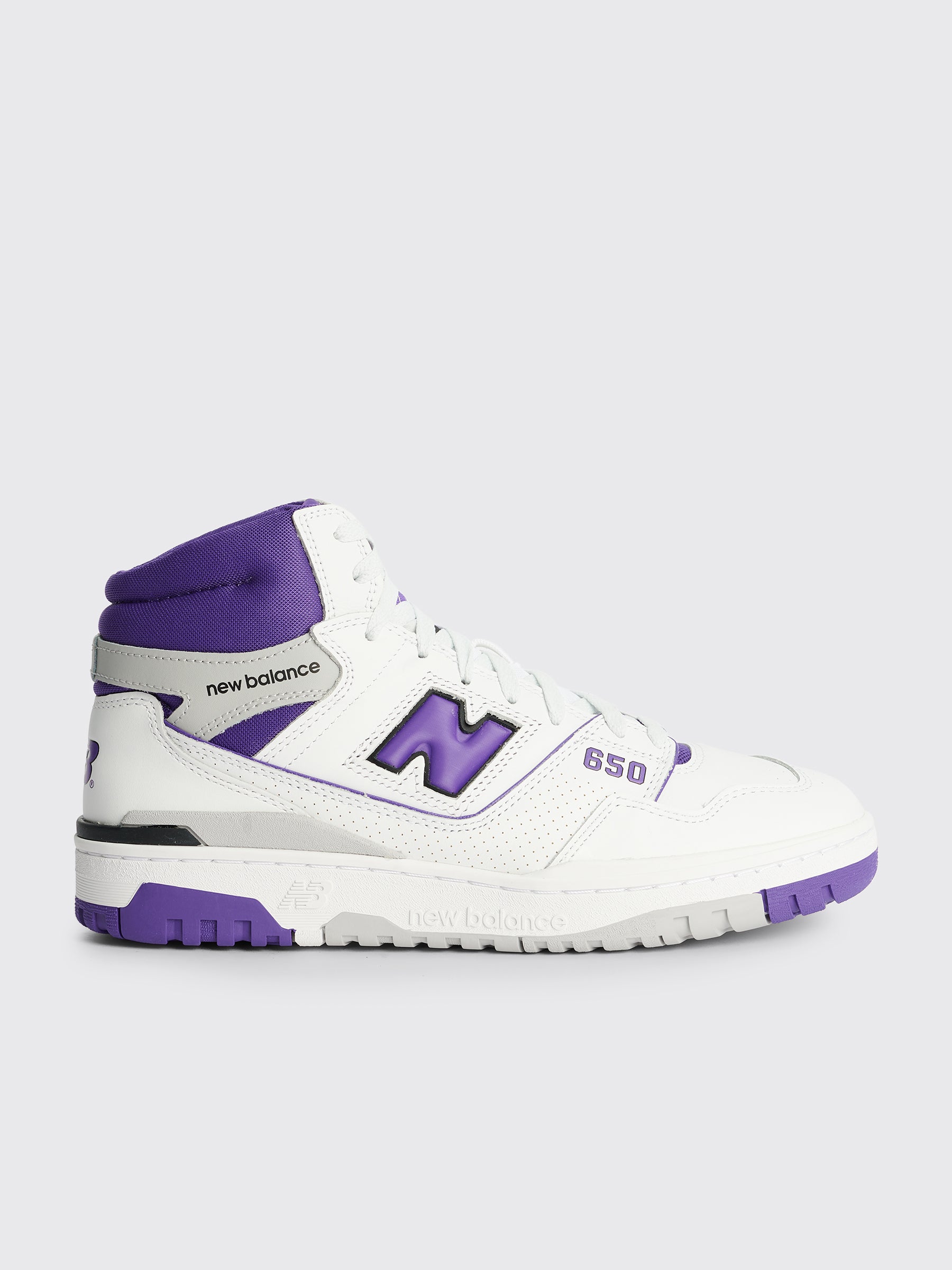 New Balance 560 White / Interstellar - Sneaker