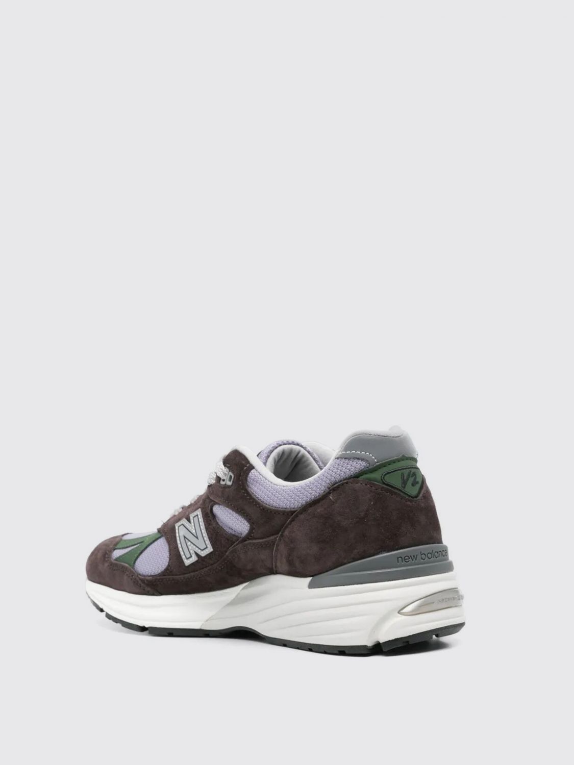 Sneakers NEW BALANCE Men color Brown