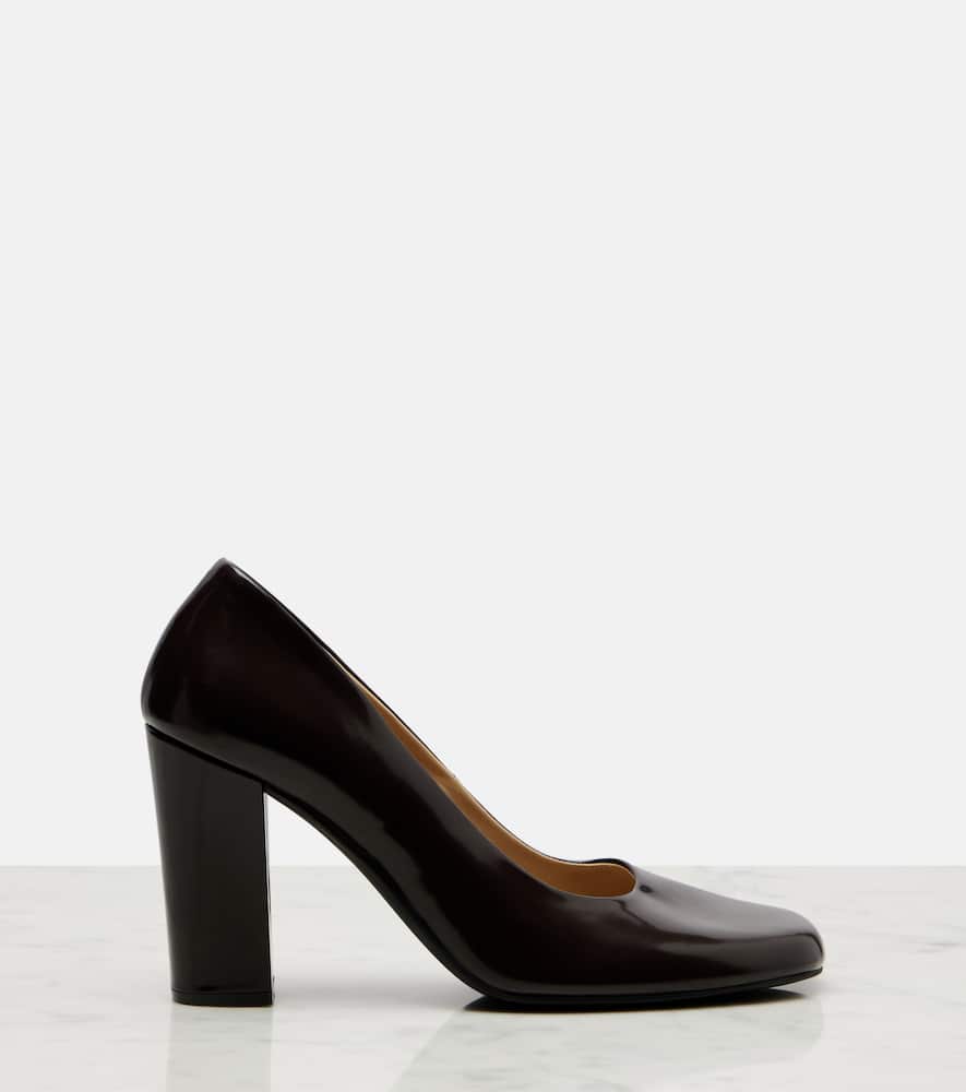 Penelope leather pumps