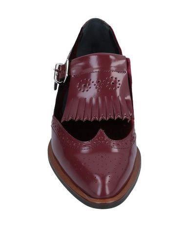 Woman Loafers Garnet