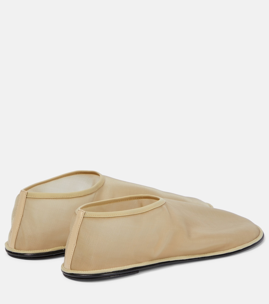 Mesh flats