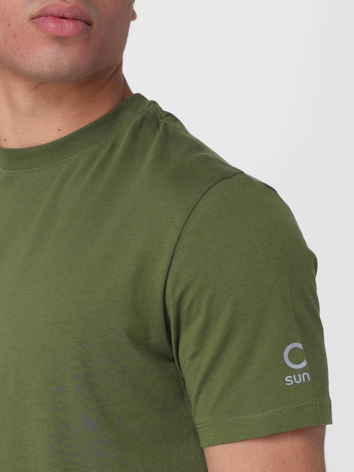 T-Shirt Men color Green