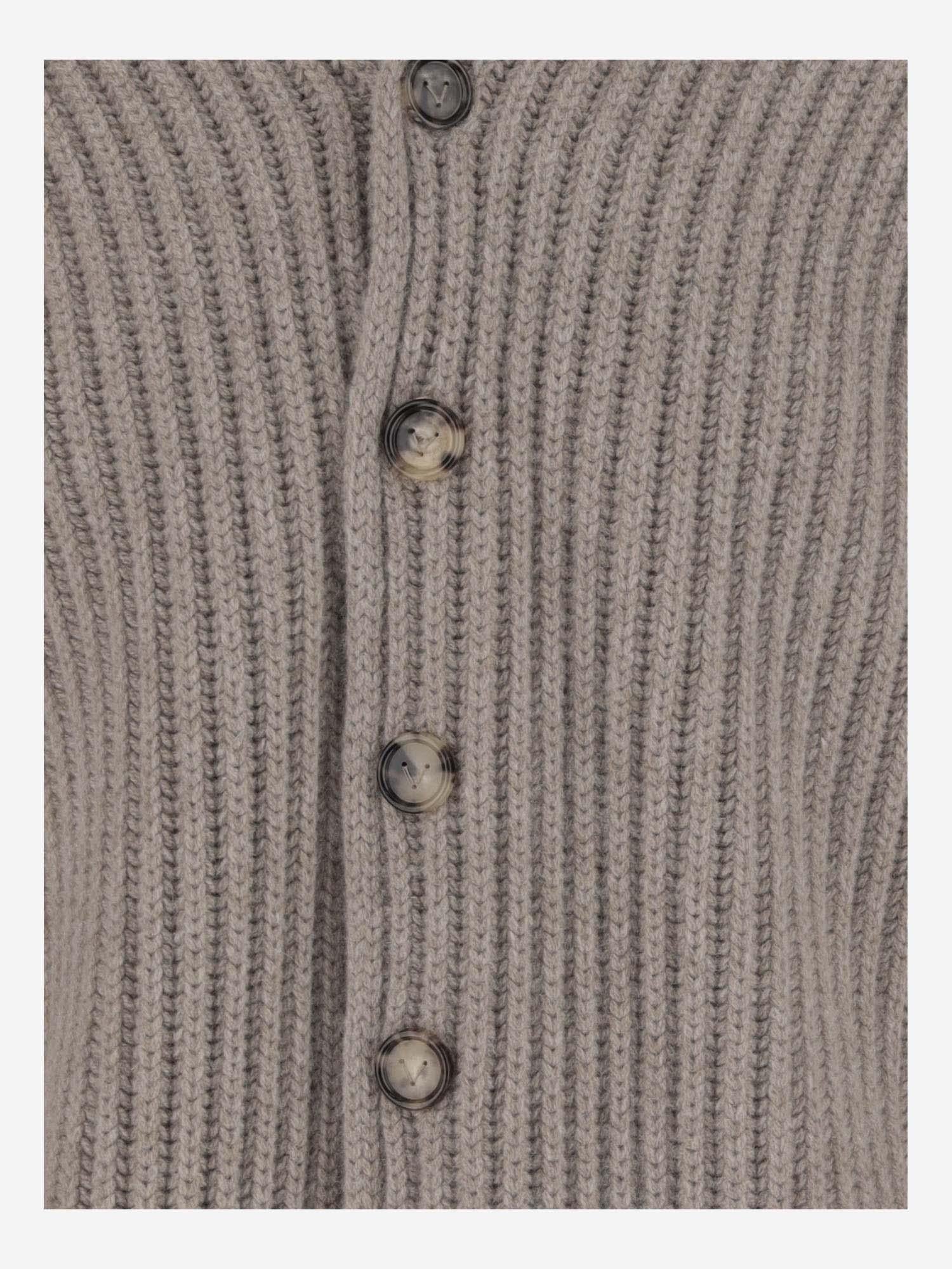 100% Wool Cardigan — Beige