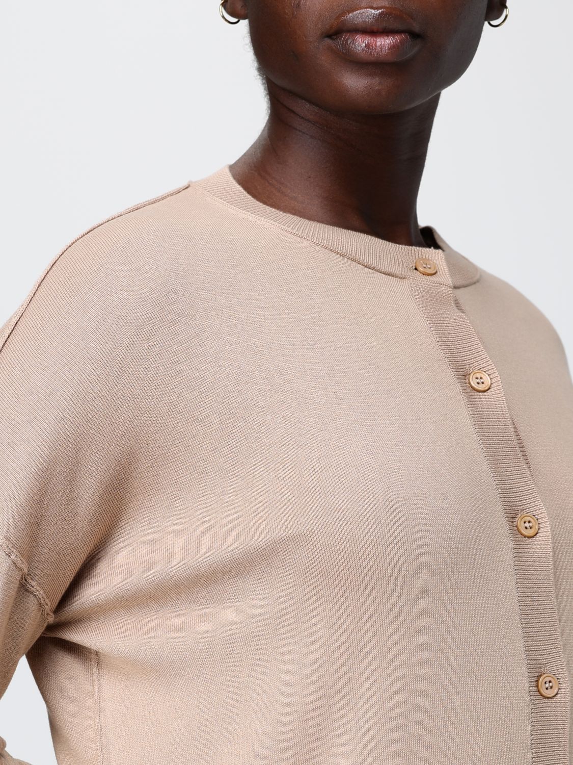 Sweater Woman color Beige