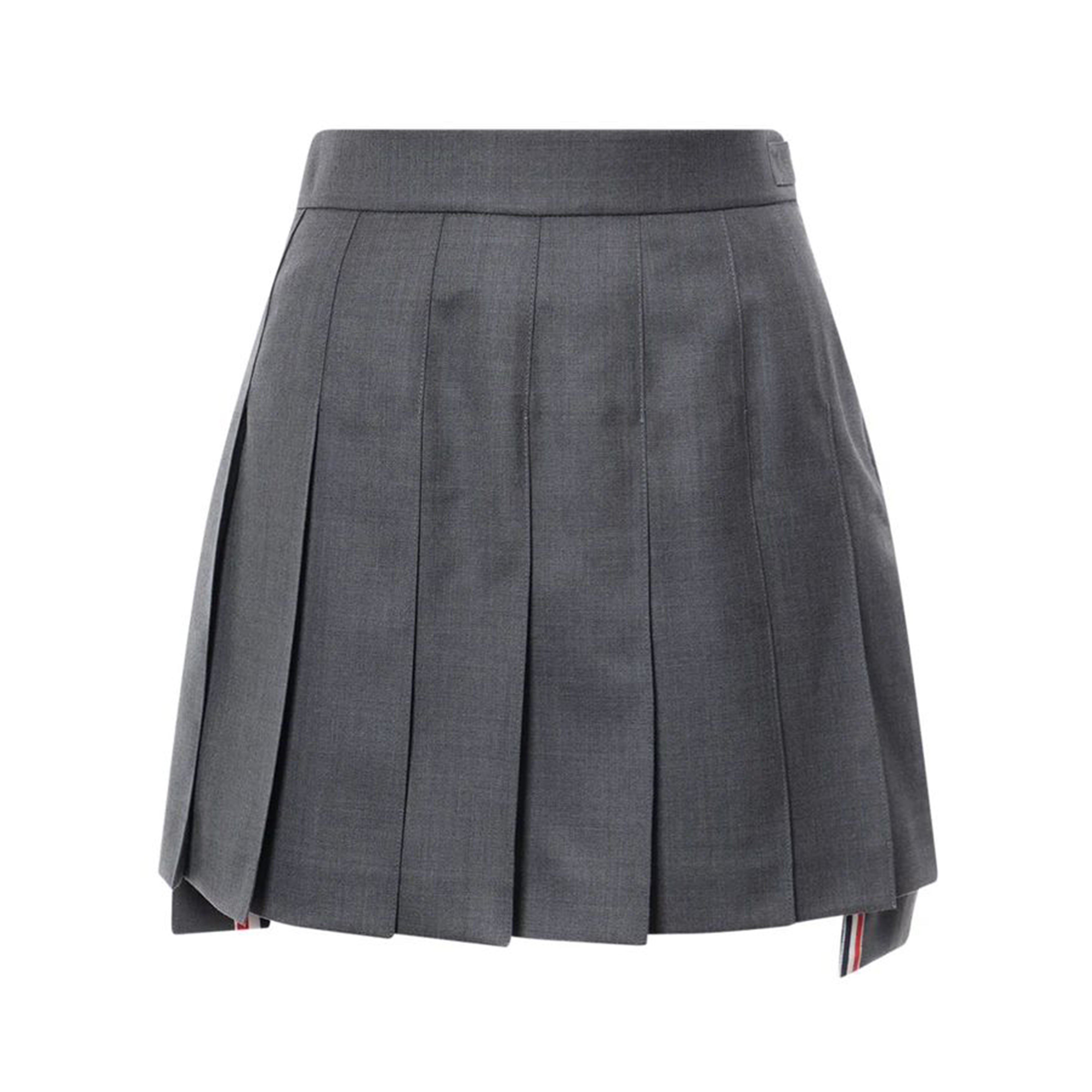 Thigh Length Dropped Back Pleated Mini Skirt