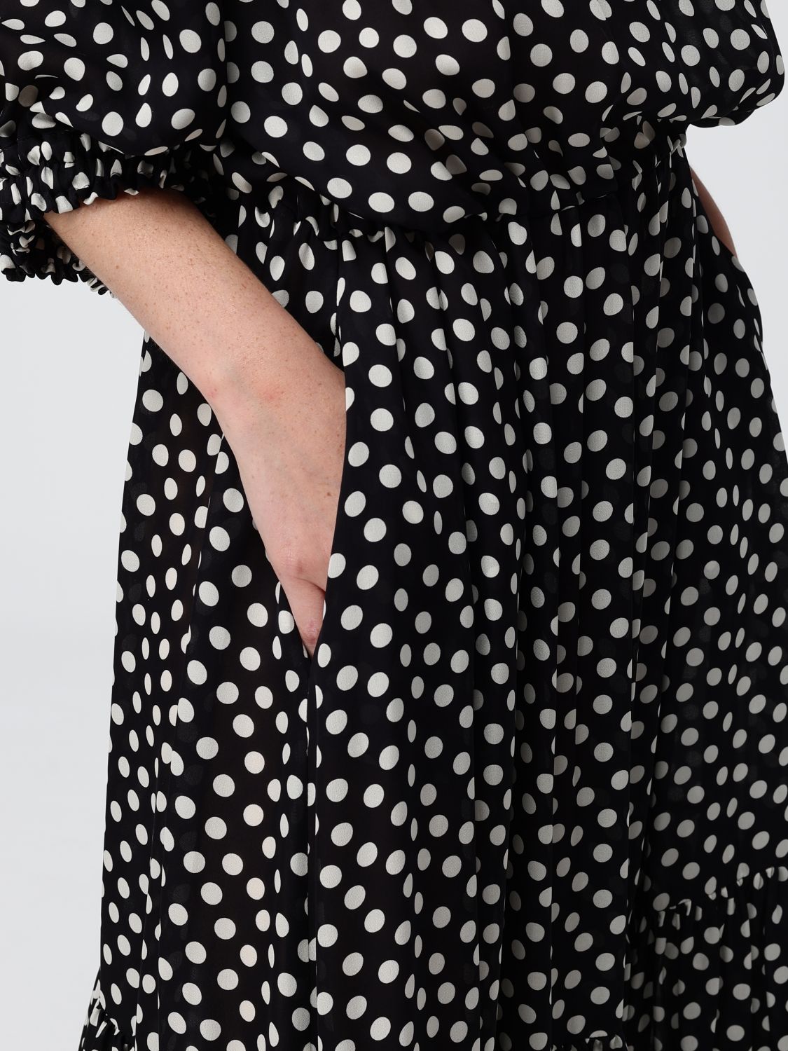 Dress Woman color Black