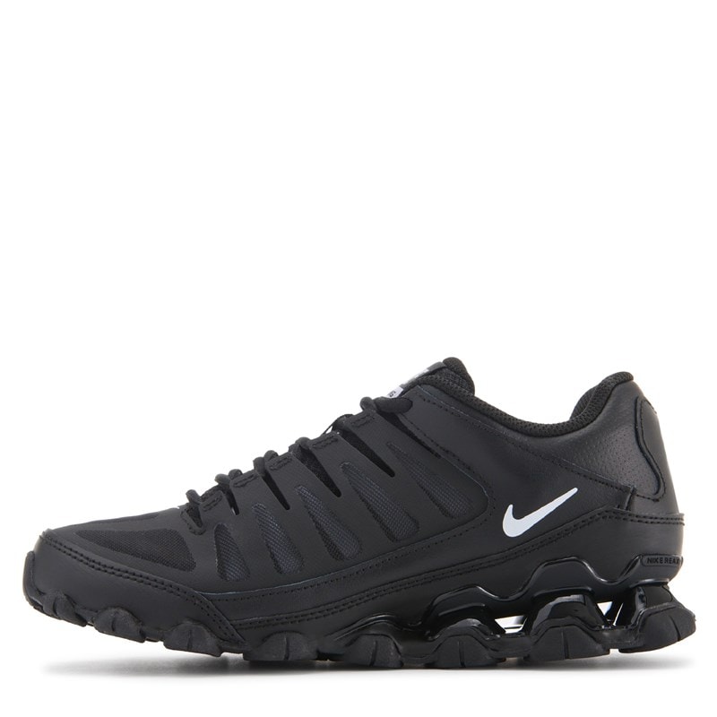 Women's Reax 8 Tr Sneakers (Black/Pink)