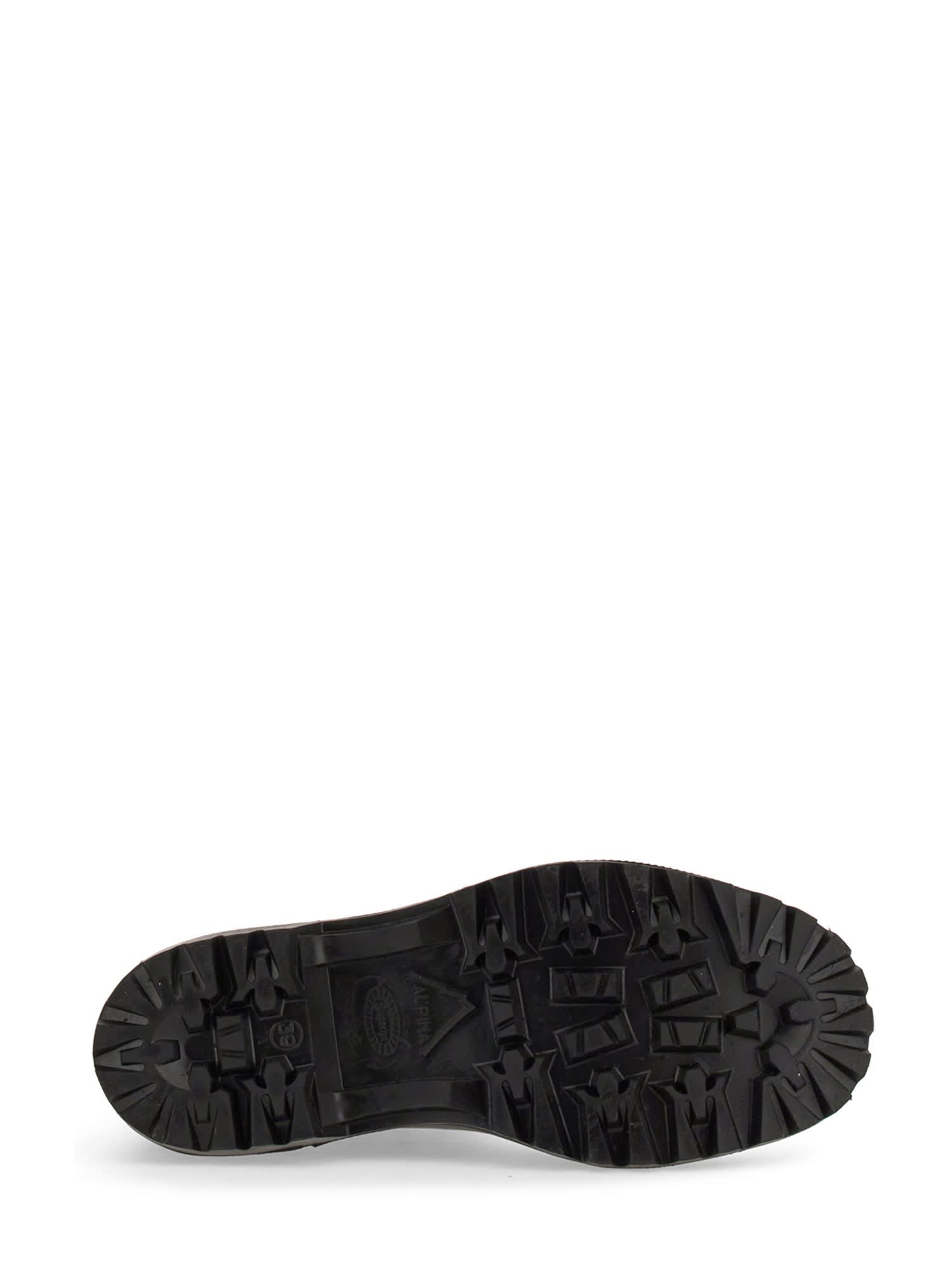 Rubber Boot