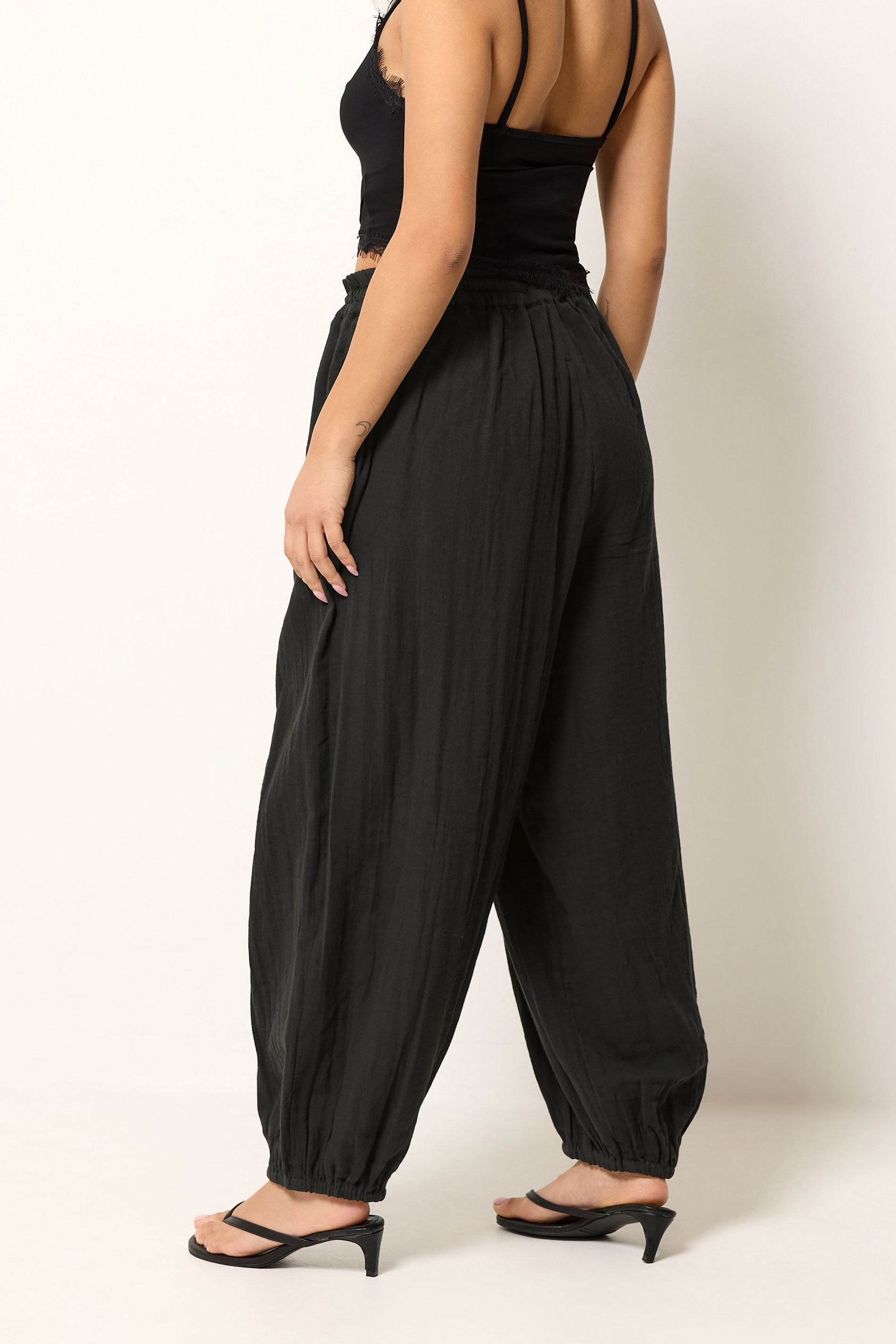 PixieGirl Women's Petite Cheesecloth Balloon Trousers in Black
