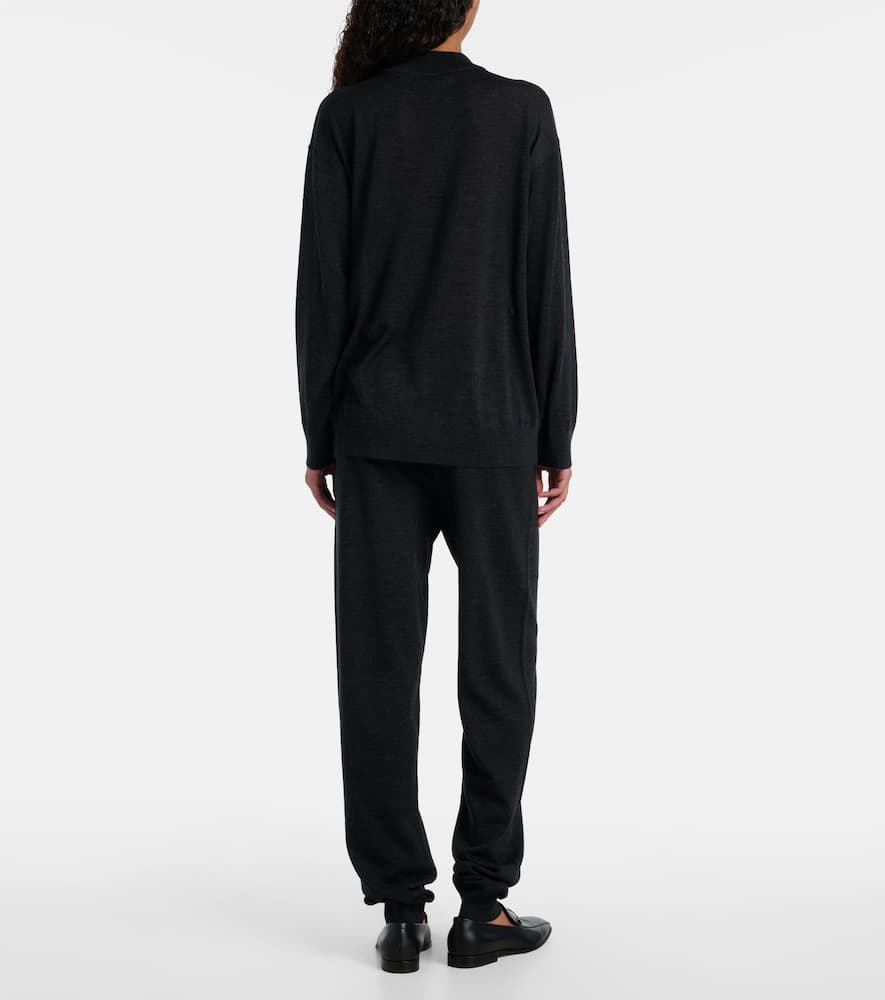 Wool sweater