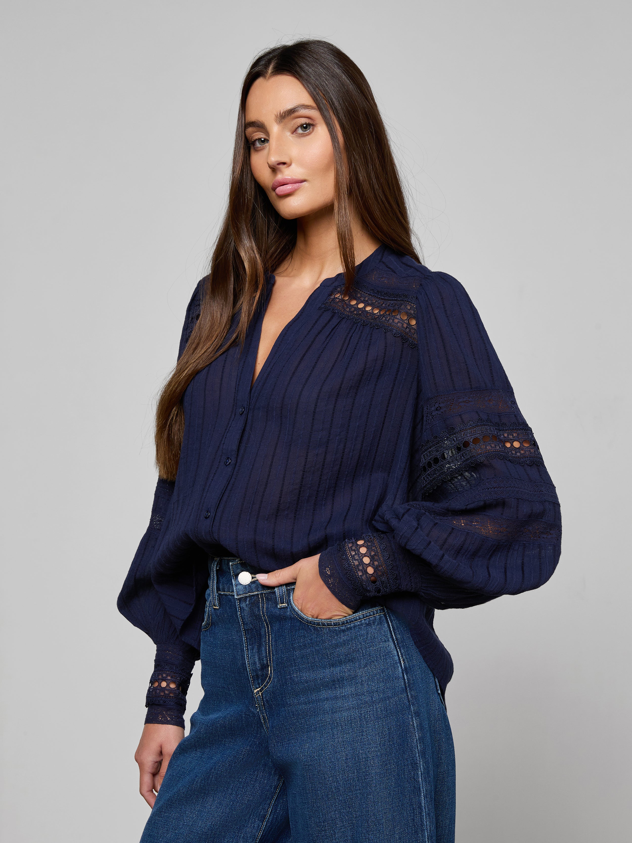 Kiera Blouse Top In Navy
