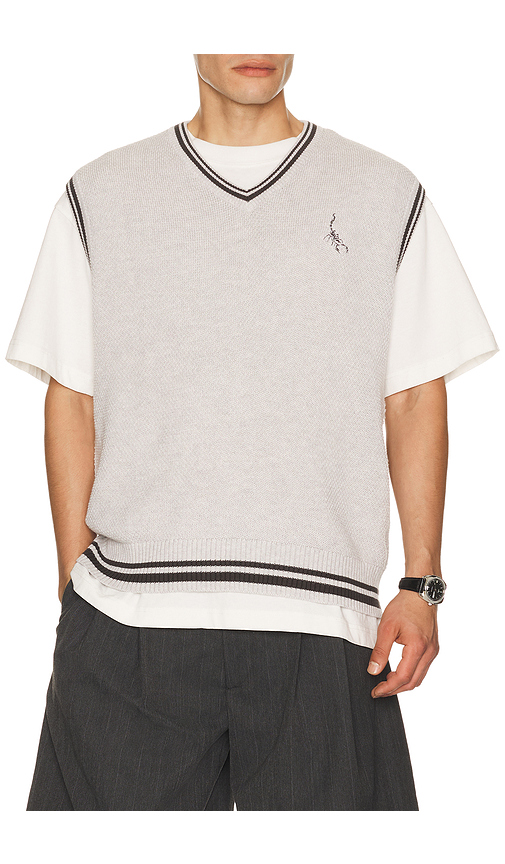 Devereux Golf Scorpion Vest in Grey. XL/1X. Also in L