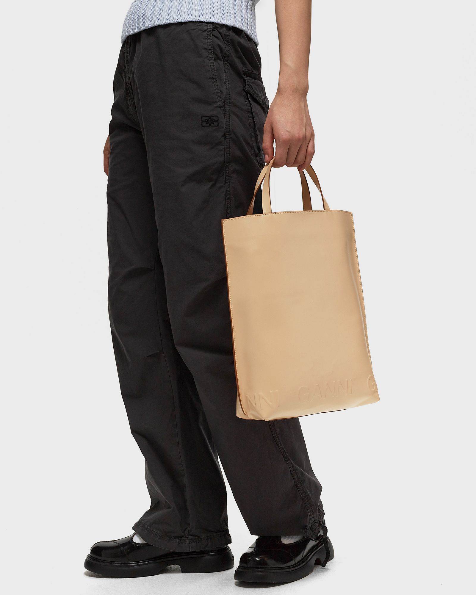 Banner Medium Tote beige female Tote & Shopping Bags now available at BSTN