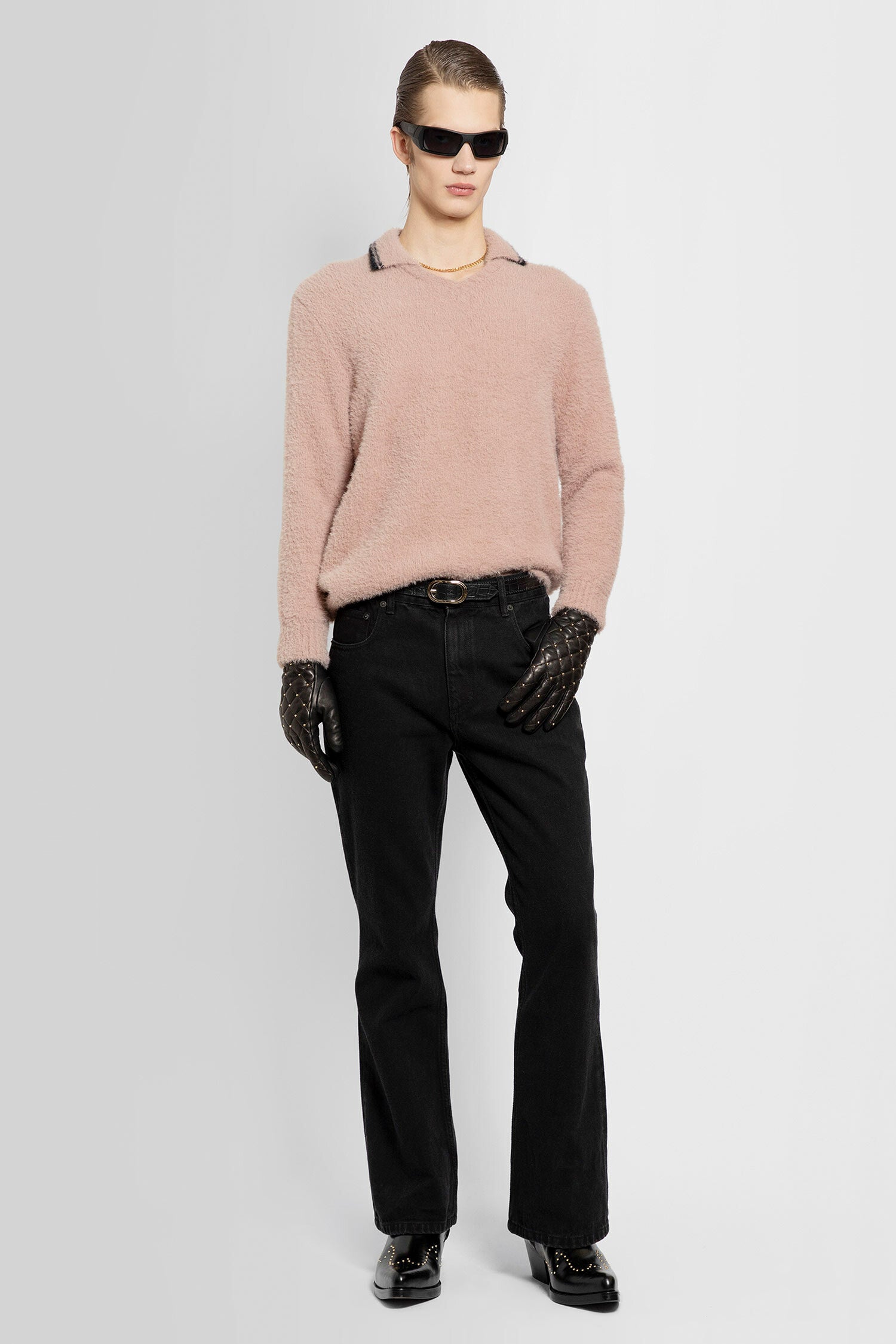 MAN BLACK JEANS