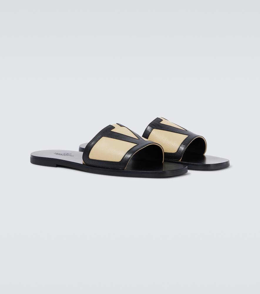 Valentino Garavani VLogo leather slides