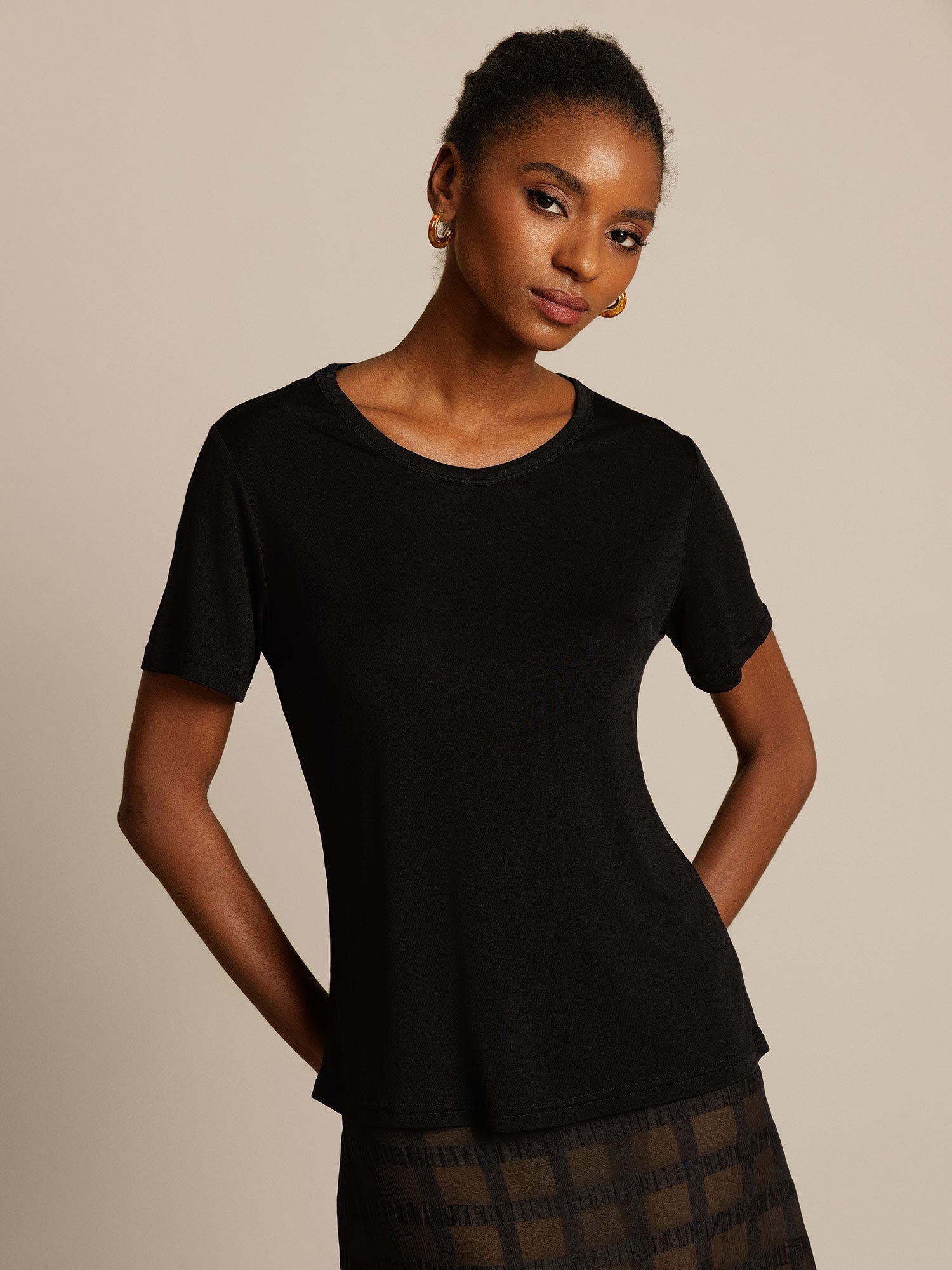 Silk Jersey Short Sleeve Round Neck Women's T-Shirt