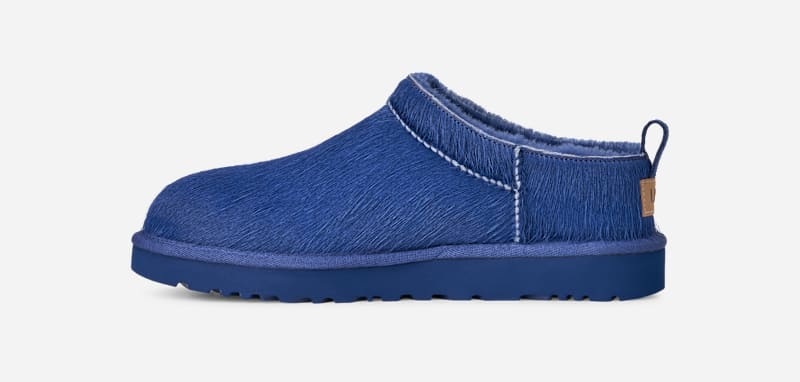 ® Women's Classic Micro Calf Hair Sheepskin Classic Boots in High-Voltage Blue