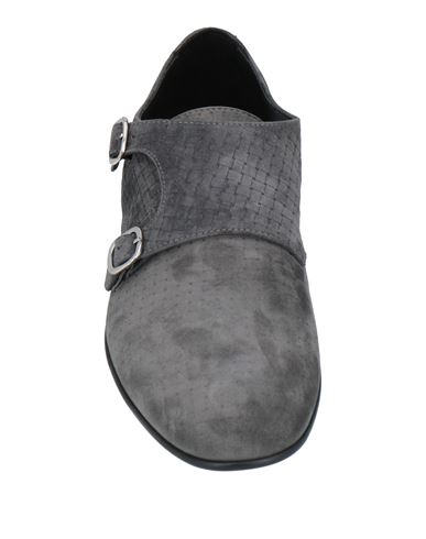 Man Loafers Lead